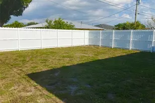 3609 Skyline Blvd, Cape Coral, FL 33914 - Photo 16