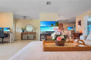 2926 SE 11th Pl, Cape Coral, FL 33904 - Photo 8
