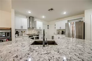 2920 NW 25th Ln, Cape Coral, FL 33993 - Photo 14