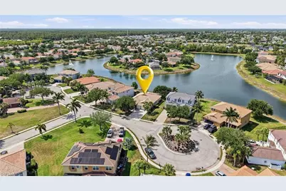 1121 Amber Lake Ct, Cape Coral, FL 33909 - Photo 2