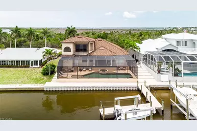 12130 Shoreview Dr, Matlacha, FL 33993 - Photo 4