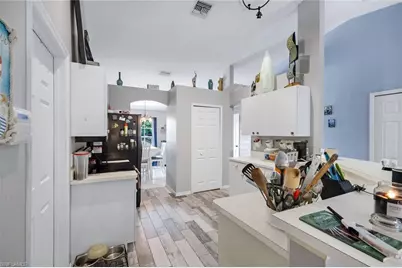 1006 SW 9th Ave, Cape Coral, FL 33991 - Photo 8