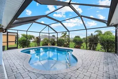 405 NW 18th Ave, Cape Coral, FL 33993 - Photo 8