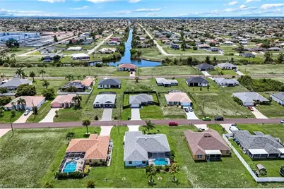 405 NW 18th Ave, Cape Coral, FL 33993 - Photo 18
