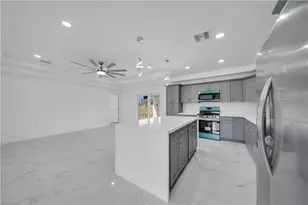 1023 Pilgrim St E, Lehigh Acres, FL 33974 - Photo 8