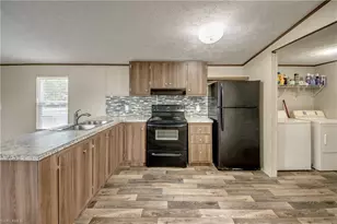 352 Sacramento St, North Fort Myers, FL 33903 - Photo 12