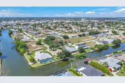 1245 SE 6th St, Cape Coral, FL 33990 - Photo 30