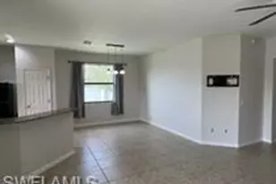 511 NE 19th Pl, Cape Coral, FL 33909 - Photo 8