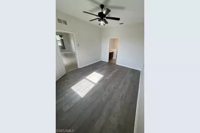 511 NE 19th Pl, Cape Coral, FL 33909 - Photo 10