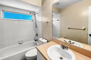 208 SE 17th St, Cape Coral, FL 33990 - Photo 22