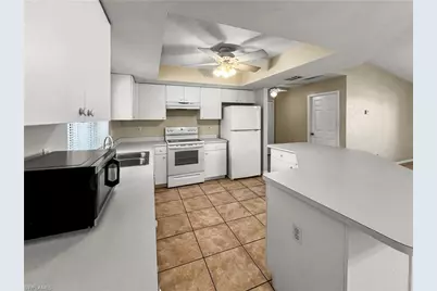 208 SE 17th St, Cape Coral, FL 33990 - Photo 10