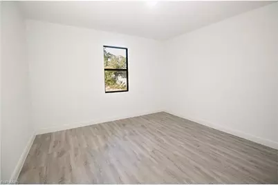 1150 Darling St E, Lehigh Acres, FL 33974 - Photo 14