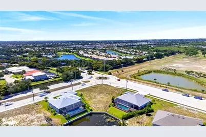 2334 SW Trafalgar Pkwy, Cape Coral, FL 33991 - Photo 40