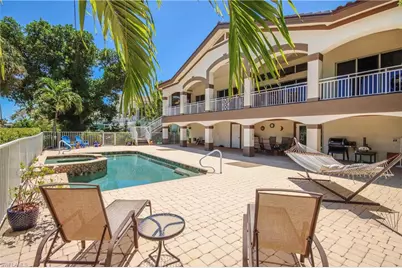 1066 Bailey Rd, Sanibel, FL 33957 - Photo 2