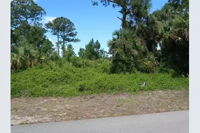 638 Glenquist Ave S, Lehigh Acres, FL 33974 - Photo 1