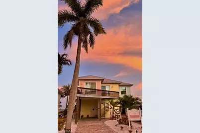 2579 Third St, Matlacha, FL 33993 - Photo 32