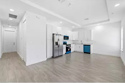 191 Rotonda Blvd W #3, Rotonda West, FL 33131 - Photo 28
