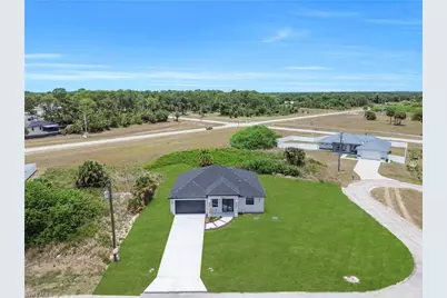 7039 Berwick Cir, Labelle, FL 33935 - Photo 4