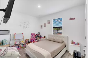 1086 W Leader Ct, Labelle, FL 33935 - Photo 10