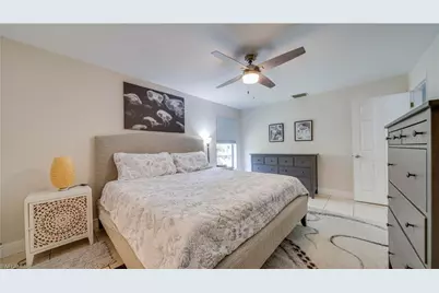 914 SE 28th Ter, Cape Coral, FL 33904 - Photo 18