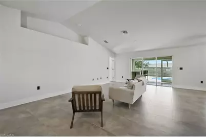 2200 NE 9th Ave, Cape Coral, FL 33909 - Photo 2