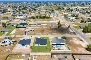 1226 NE Juanita Pl, Cape Coral, FL 33909 - Photo 40