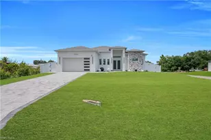 2900 41st St SW, Lehigh Acres, FL 33976 - Photo 6