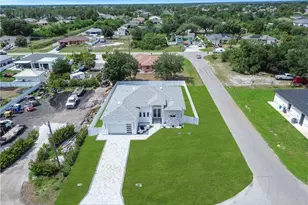 2900 41st St SW, Lehigh Acres, FL 33976 - Photo 4