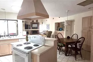 5869 Tallowood Cir, Fort Myers, FL 33919 - Photo 6