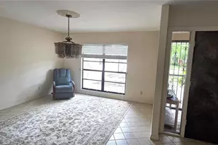 5869 Tallowood Cir, Fort Myers, FL 33919 - Photo 10