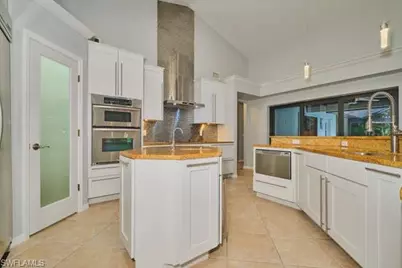 28505 Sombrero Dr, Bonita Springs, FL 34135 - Photo 18