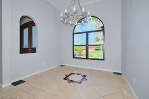 28505 Sombrero Dr, Bonita Springs, FL 34135 - Photo 6