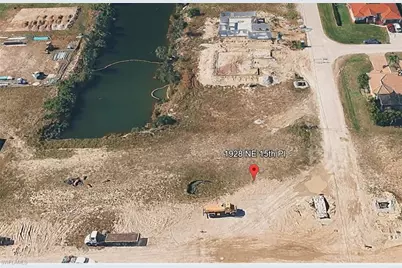 1928 NE 15th Pl, Cape Coral, FL 33909 - Photo 2