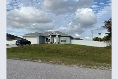 937 NW 7th Pl, Cape Coral, FL 33993 - Photo 2