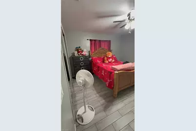246 SE 7th St, Cape Coral, FL 33990 - Photo 10