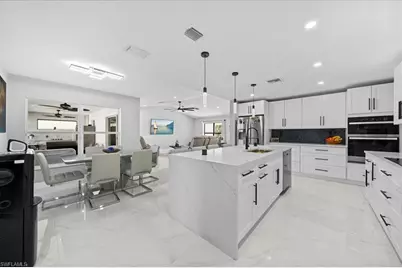 4216 NE 20th Pl, Cape Coral, FL 33909 - Photo 12