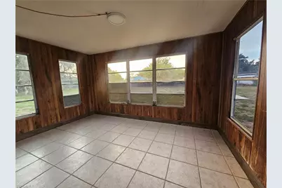 423 Morgan Cir S, Lehigh Acres, FL 33936 - Photo 12