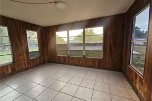 423 Morgan Cir S, Lehigh Acres, FL 33936 - Photo 12