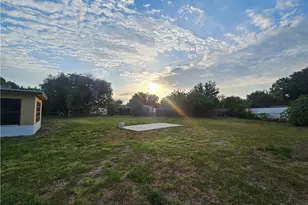 423 Morgan Cir S, Lehigh Acres, FL 33936 - Photo 26