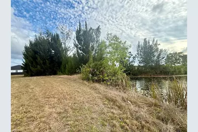 3644 NE 9th Pl, Cape Coral, FL 33909 - Photo 1