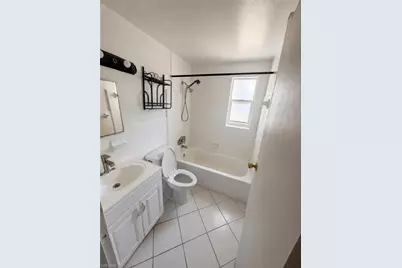2204 Coronet St, Fort Myers, FL 33907 - Photo 10