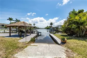 5387 Marina Dr, Bokeelia, FL 33922 - Photo 4