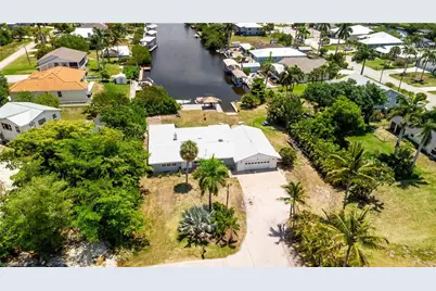 5387 Marina Dr, Bokeelia, FL 33922 - Photo 36