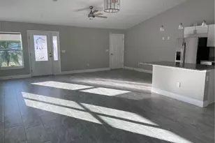 174 Village Circle, Labelle, FL 33935 - Photo 2