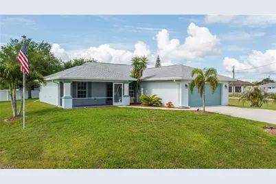 1922 Jacaranda Pkwy W, Cape Coral, FL 33993 - Photo 2