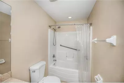 1922 Jacaranda Pkwy W, Cape Coral, FL 33993 - Photo 24