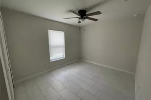 507 NE 7th Ave, Cape Coral, FL 33909 - Photo 8