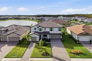 18707 Ivywood Pl, Estero, FL 33928 - Photo 2