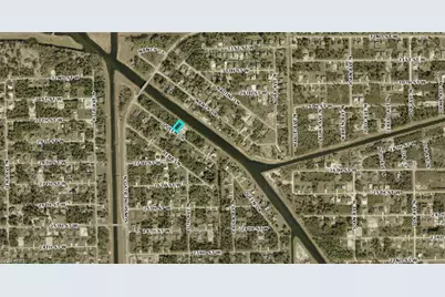 2620 Queen Dr, Lehigh Acres, FL 33971 - Photo 6