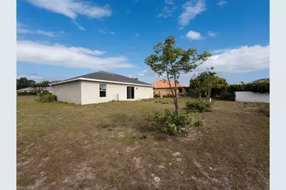 2207 NW 21st Ave, Cape Coral, FL 33993 - Photo 16